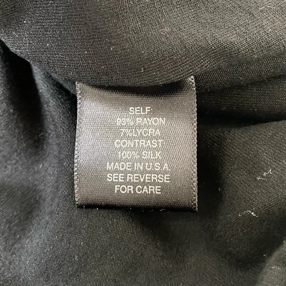 ARDEN B. Halter Top with Beaded Medallion Vintage - Picture 8 of 13